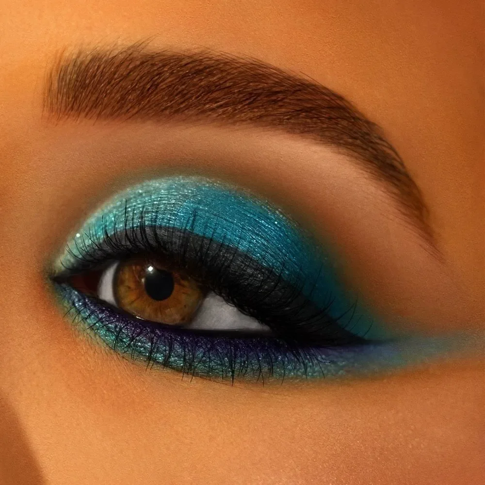 NIB Artist Couture Club Daddyy Eyeshadow Pressed Pigment Palette